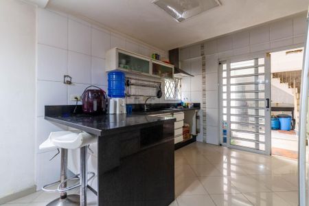 Casa à venda com 115m², 3 quartos e 2 vagasCozinha