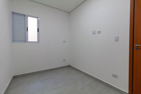 Quarto 1 de apartamento para alugar com 2 quartos, 40m² em Vila Esperança, São Paulo
