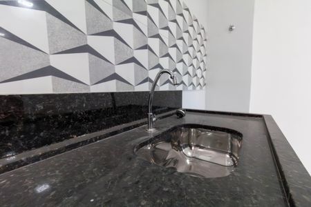 Apartamento à venda com 40m², 2 quartos e sem vaga Apartamento à venda com 40m², 2 quartos e sem vagaCozinha e Área de Serviço