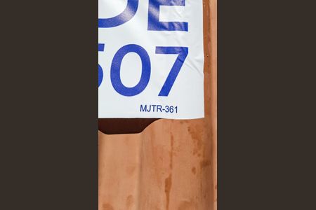 Casa à venda com 360m², 6 quartos e 6 vagas Casa à venda com 360m², 6 quartos e 6 vagasPlaca