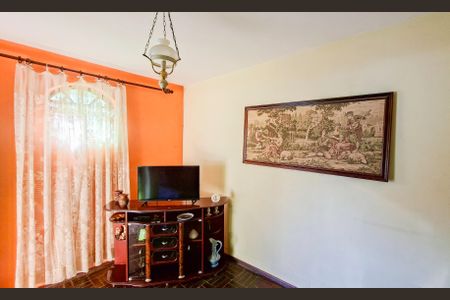 Sala de casa à venda com 6 quartos, 360m² em União, Belo Horizonte