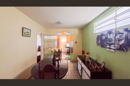 Sala 2 de casa à venda com 6 quartos, 360m² em União, Belo Horizonte