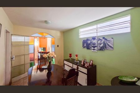 Casa à venda com 360m², 6 quartos e 6 vagas Casa à venda com 360m², 6 quartos e 6 vagasSala 2