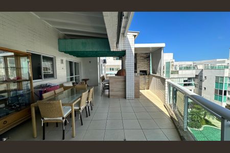 Apartamento à venda com 181m², 3 quartos e 2 vagasCobertura