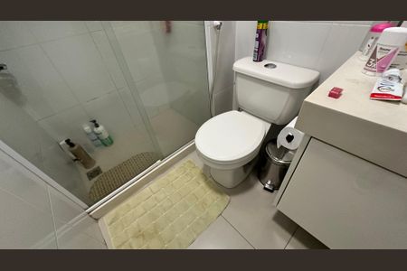 Apartamento à venda com 181m², 3 quartos e 2 vagasBanheiro social