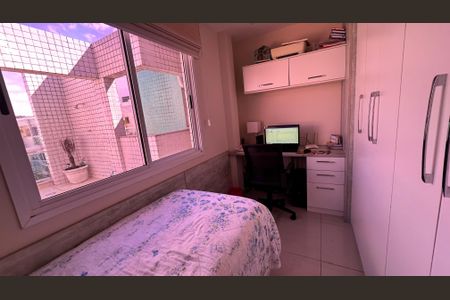 Apartamento à venda com 181m², 3 quartos e 2 vagasQuarto 2