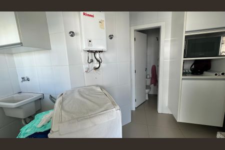 Apartamento à venda com 181m², 3 quartos e 2 vagasÁrea de Serviço