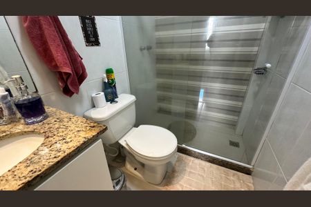 Apartamento à venda com 181m², 3 quartos e 2 vagasBanheiro da Suíte