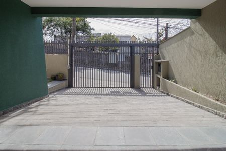 Casa para alugar com 220m², 3 quartos e 4 vagas Casa para alugar com 220m², 3 quartos e 4 vagasGaragem