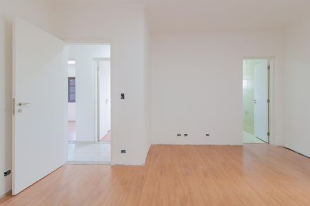 Casa para alugar com 220m², 3 quartos e 4 vagas Casa para alugar com 220m², 3 quartos e 4 vagasQuarto Suíte