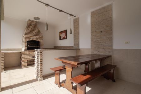 Casa para alugar com 220m², 3 quartos e 4 vagas Casa para alugar com 220m², 3 quartos e 4 vagasChurrasqueira