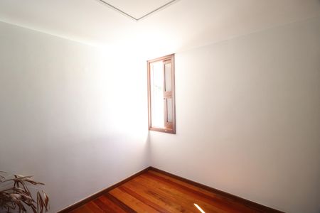 Casa para alugar com 450m², 4 quartos e 10 vagasQuarto 1