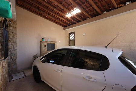 Casa à venda com 199m², 3 quartos e 2 vagasGaragem