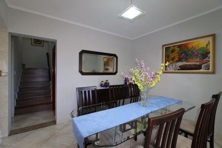 Casa à venda com 199m², 3 quartos e 2 vagasSala de Jantar
