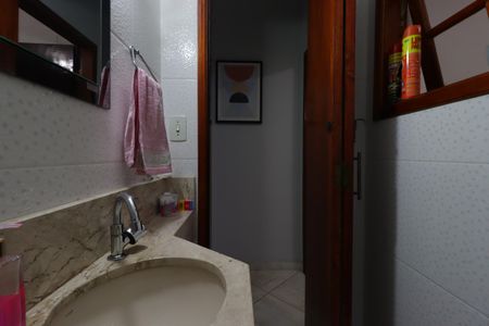 Casa à venda com 199m², 3 quartos e 2 vagasLavabo