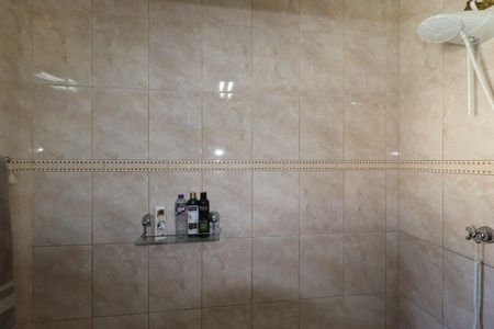 Casa à venda com 199m², 3 quartos e 2 vagasBanheiro da Suíte