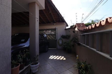 Casa à venda com 199m², 3 quartos e 2 vagasQuintal