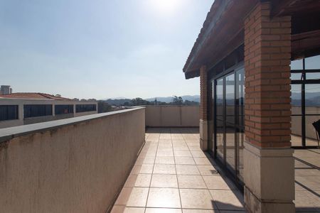 Apartamento à venda com 160m², 3 quartos e 3 vagas Apartamento à venda com 160m², 3 quartos e 3 vagasÁrea de Serviço