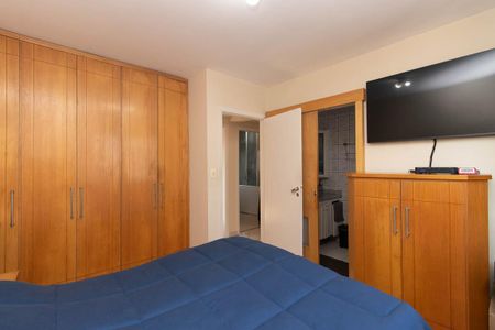 Apartamento à venda com 160m², 3 quartos e 3 vagas Apartamento à venda com 160m², 3 quartos e 3 vagasSuíte