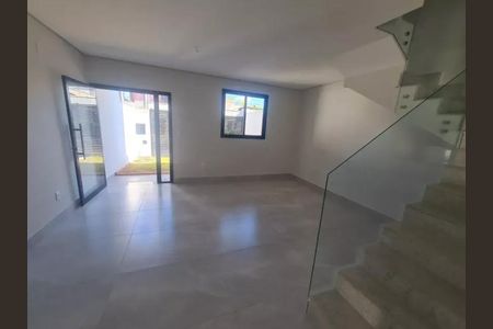 Casa à venda com 3 quartos, 122m² em Itapoã, Belo Horizonte