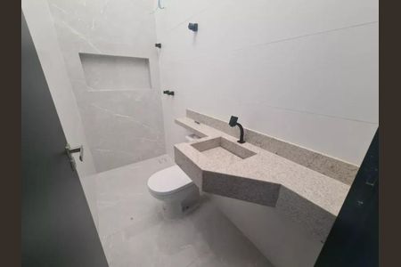 Casa à venda com 3 quartos, 122m² em Itapoã, Belo Horizonte