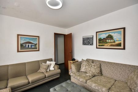 Casa de condomínio à venda com 280m², 4 quartos e 4 vagasSala de Tv