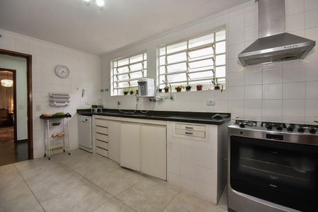 Casa de condomínio à venda com 280m², 4 quartos e 4 vagasCozinha