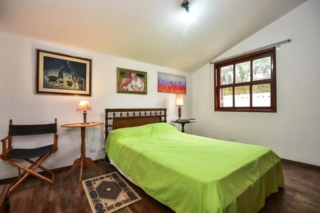 Casa de condomínio à venda com 280m², 4 quartos e 4 vagasSuíte 2