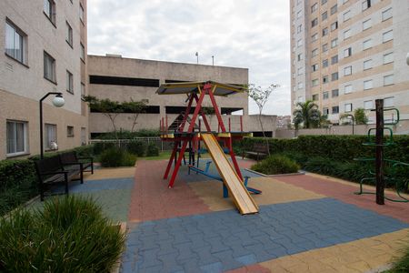 Apartamento à venda com 40m², 2 quartos e 1 vaga Apartamento à venda com 40m², 2 quartos e 1 vagaÁrea comum - Playground