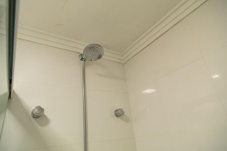 Apartamento à venda com 53m², 2 quartos e 1 vagaBanheiro da Suíte - Chuveiro