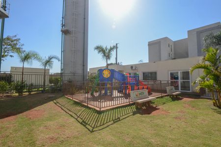 Apartamento para alugar com 41m², 2 quartos e 1 vaga Apartamento para alugar com 41m², 2 quartos e 1 vagaÁrea comum - Playground