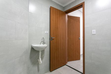 Apartamento para alugar com 38m², 1 quarto e sem vaga Apartamento para alugar com 38m², 1 quarto e sem vagaBanheiro da Suíte