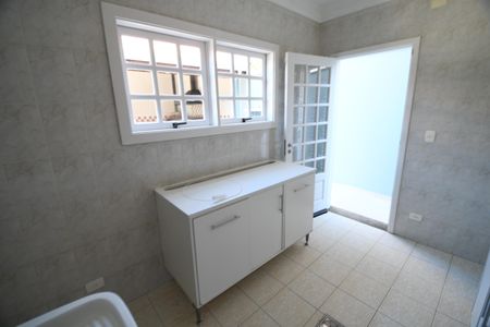 Casa à venda com 270m², 3 quartos e 3 vagasÁrea de Serviço