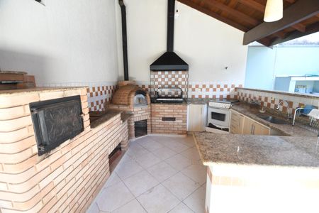 Casa à venda com 270m², 3 quartos e 3 vagasÁrea Externa