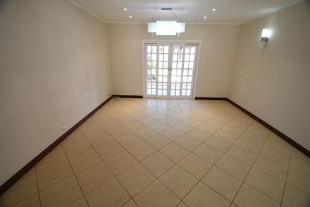 Casa à venda com 270m², 3 quartos e 3 vagasSala 1