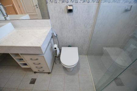 Casa à venda com 270m², 3 quartos e 3 vagasBanheiro Social