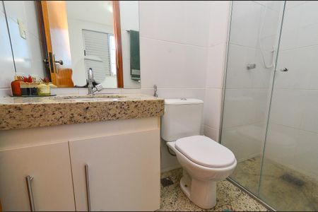 Apartamento à venda com 80m², 2 quartos e 1 vagaBanheiro Suite 1