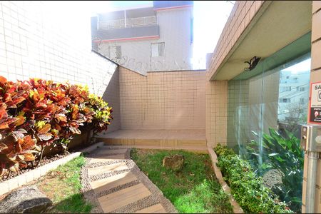 Apartamento à venda com 80m², 2 quartos e 1 vagaEntrada