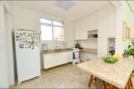 Apartamento à venda com 80m², 2 quartos e 1 vagaCozinha