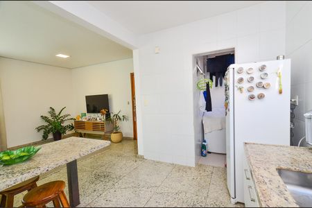 Apartamento à venda com 80m², 2 quartos e 1 vagaCozinha
