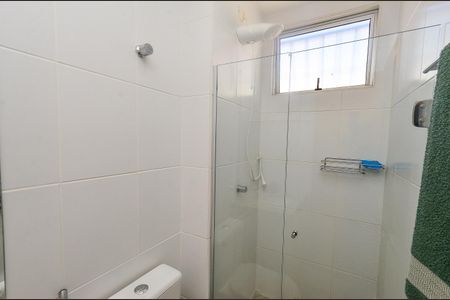 Apartamento à venda com 80m², 2 quartos e 1 vagaBanheiro Suite 1