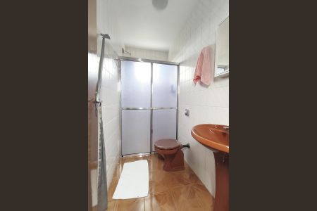 Casa para alugar com 94m², 2 quartos e 1 vaga Casa para alugar com 94m², 2 quartos e 1 vagaBanheiro da Suíte