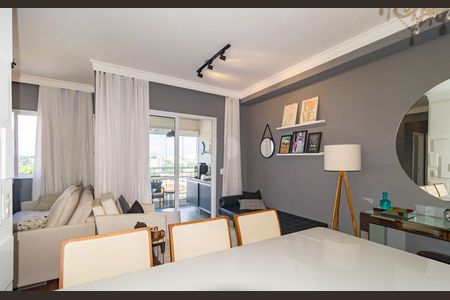 Apartamento à venda com 69m², 3 quartos e 1 vaga Apartamento à venda com 69m², 3 quartos e 1 vagaSala de Jantar