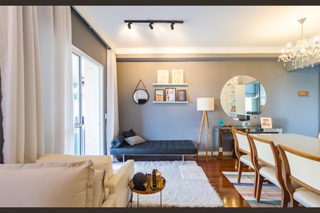 Apartamento à venda com 69m², 3 quartos e 1 vaga Apartamento à venda com 69m², 3 quartos e 1 vagaSala de Jantar