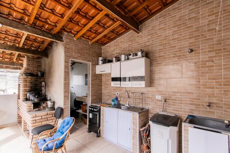 Casa à venda com 200m², 4 quartos e 1 vaga Casa à venda com 200m², 4 quartos e 1 vagaCasa 2 - Área de Serviço