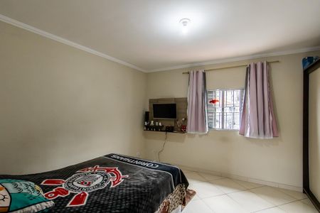 Casa à venda com 200m², 4 quartos e 1 vaga Casa à venda com 200m², 4 quartos e 1 vagaCasa 1 - Quarto