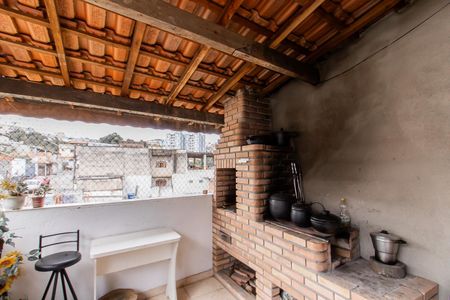 Casa à venda com 200m², 4 quartos e 1 vaga Casa à venda com 200m², 4 quartos e 1 vagaCasa 2 - Área de Serviço