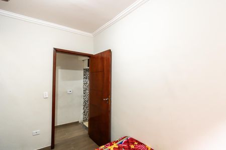 Casa à venda com 200m², 4 quartos e 1 vaga Casa à venda com 200m², 4 quartos e 1 vagaCasa 2 - Quarto