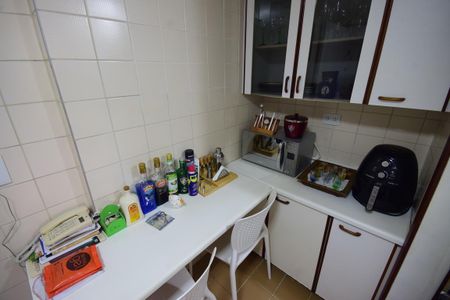 Apartamento à venda com 76m², 2 quartos e 1 vaga Apartamento à venda com 76m², 2 quartos e 1 vagaCozinha