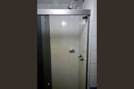 Apartamento à venda com 76m², 2 quartos e 1 vaga Apartamento à venda com 76m², 2 quartos e 1 vagaBanheiro da Suíte